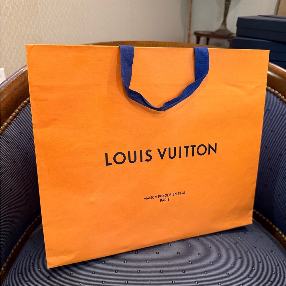 LOUIS VUITTON Large Boutique Gift Bag | Authentic | Classic Orange